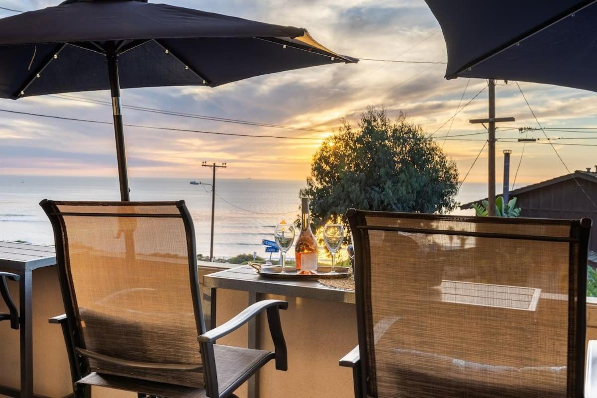 Sunset Serenity On The Cliffs Holiday home