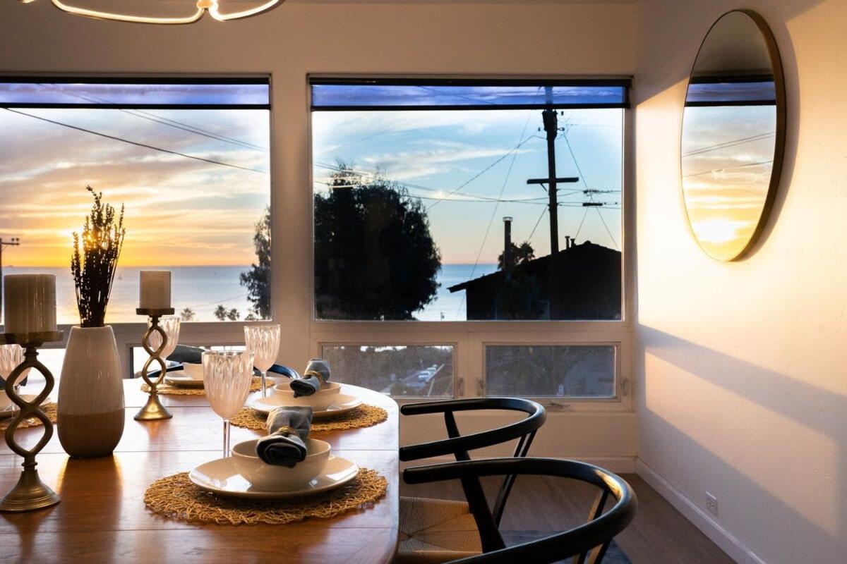 Sunset Serenity On The Cliffs Holiday home